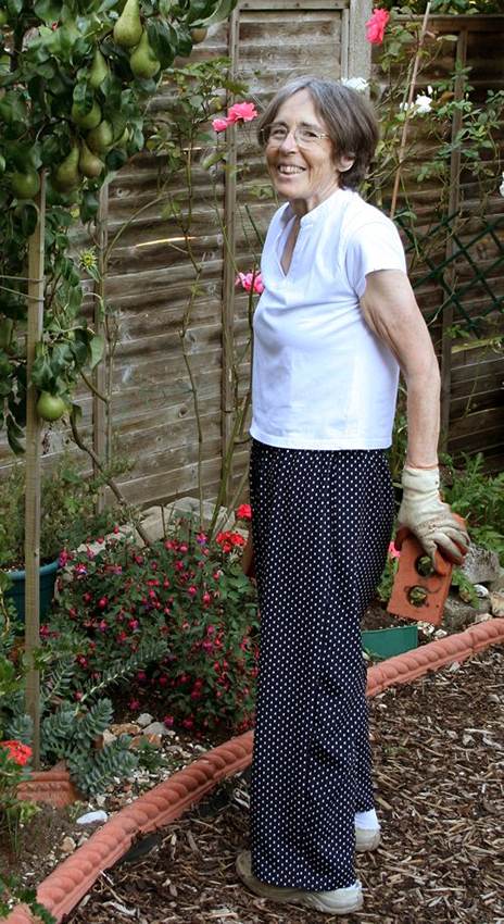 By the pear tree, August 11 2007